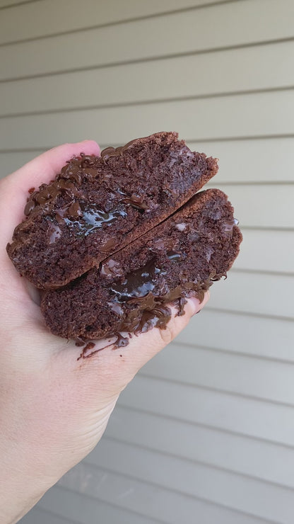 Chocolate Molten Lava Cookie